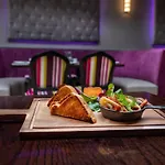 Treacys Oakwood Hotel, Hotel 4*