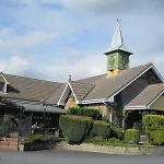 Hotel Treacys Oakwood Hotel, 4*