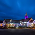 Hotel Treacys Oakwood Hotel, 4*