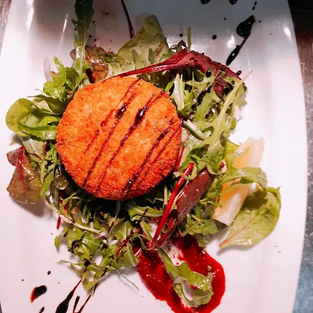 酒店 Treacys Oakwood Hotel,