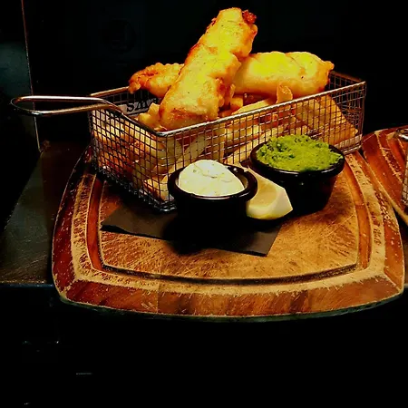 Treacys Oakwood Hotel, Shannon