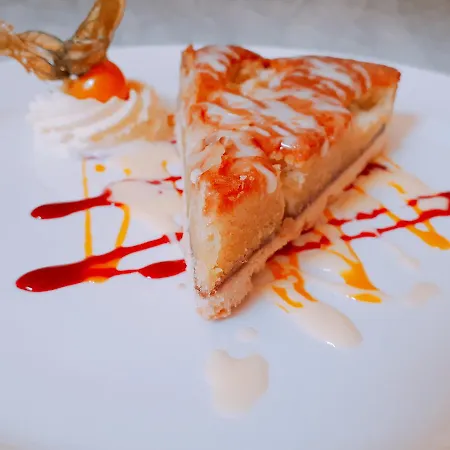 Hotel Treacys Oakwood Hotel, 4*