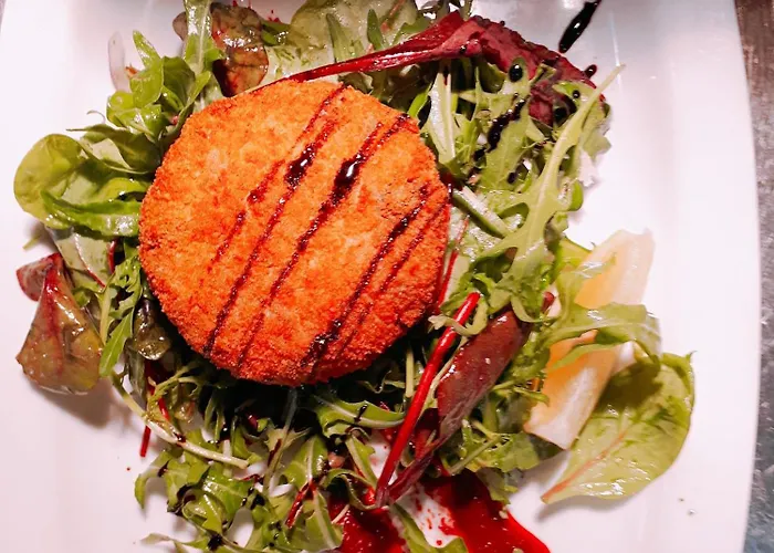 Hotel Treacys Oakwood Hotel,