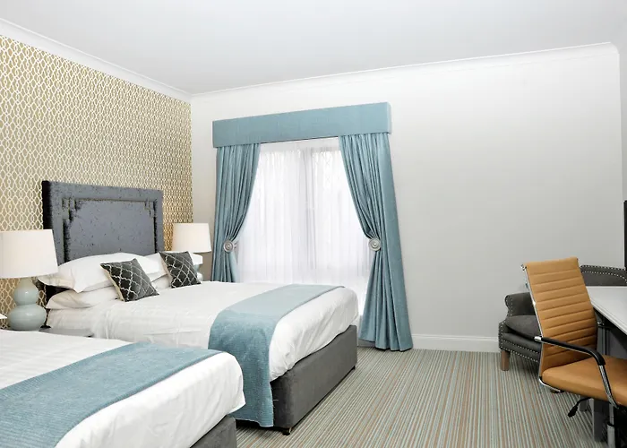 Treacys Oakwood Hotel, Szálloda Shannon