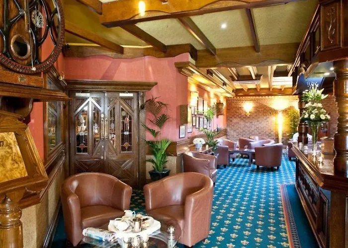 Treacys Oakwood Hotel, Shannon