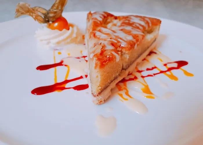 Hotel Treacys Oakwood Hotel, 4*