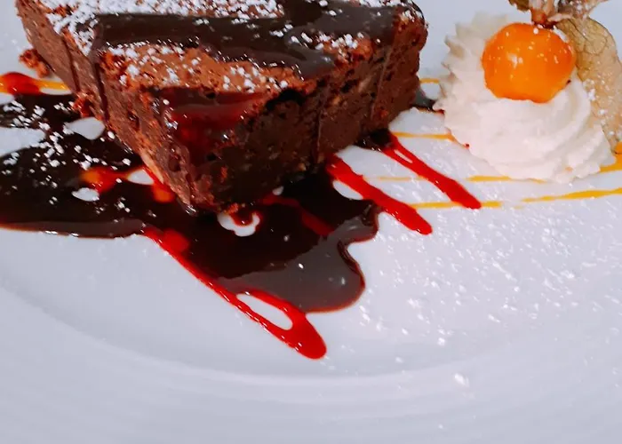 Treacys Oakwood Hotel, Szálloda